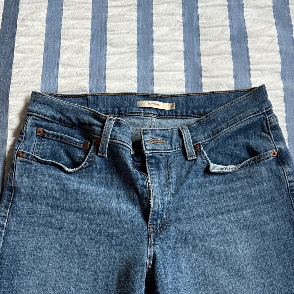Levi's Classic Blue Boyfriend Jeans